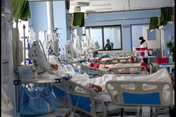 بستری ۲۵ کودک با علائم کرونا در بیمارستان کودکان قم