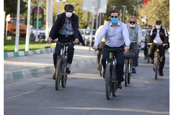 شهروندان قمی: خیابان‌های باریک قم کشش خطوط دوچرخه‌سواری را ندارد 