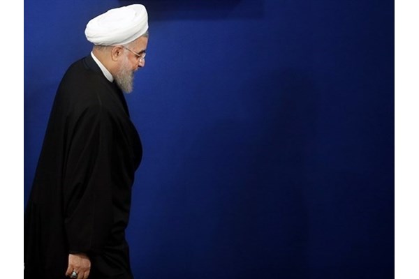 درخواست دولت روحانی برای برخورد قاطع با هتاکان به خودش؛ پاک کردن صورت مسئله یا حل مسئله؟!