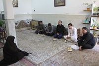 جمعی از اصحاب رسانه قم با خانواده شهید جوادی دیدار کردند+ تصاویر